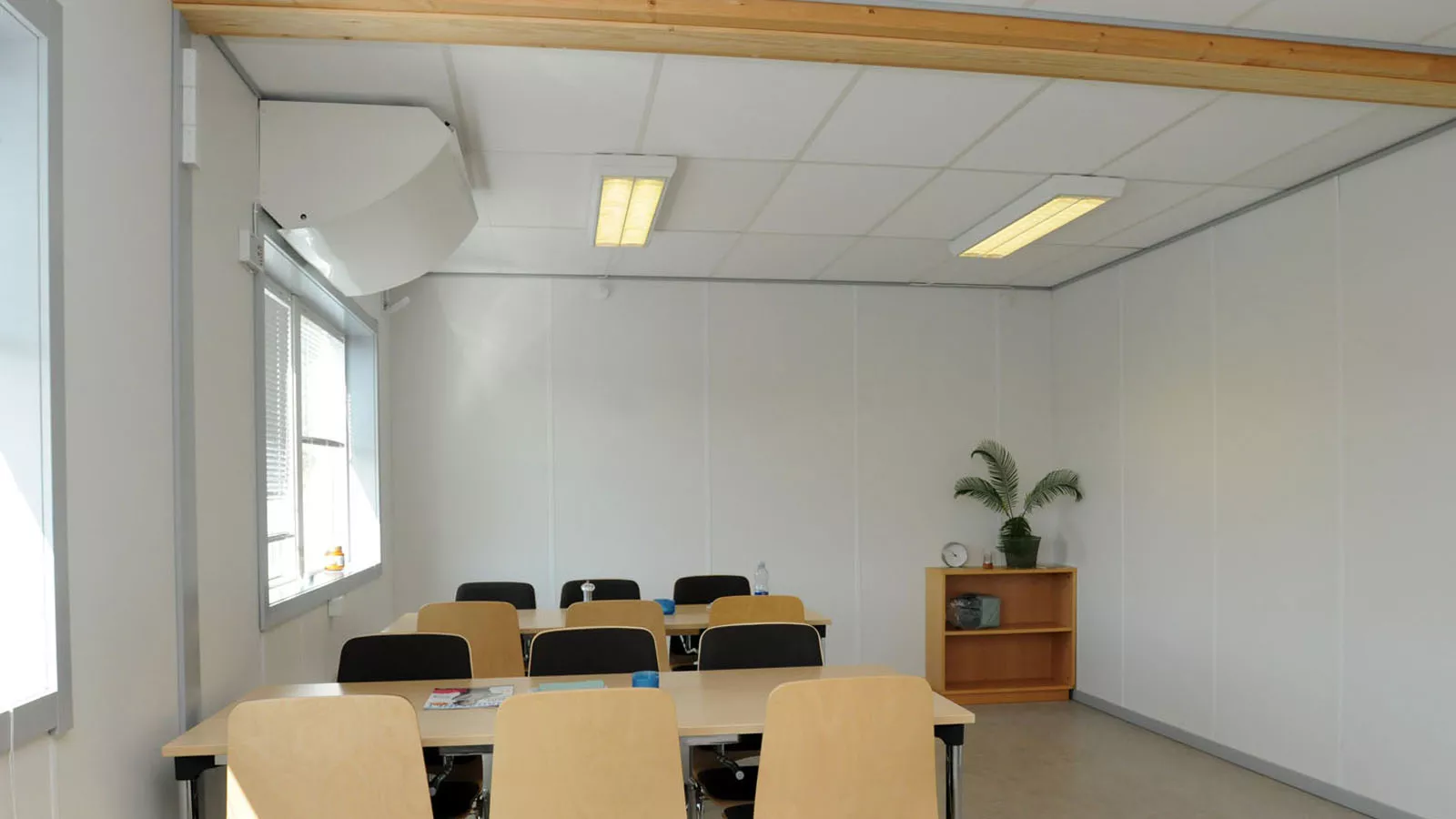 Lokální rekuperační jednotka pro kanceláře, školy, školky, fitcentra